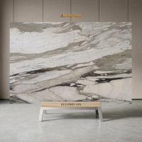 Marbre artistique noir et blanc entrelacé, idéal pour les entrées de maisons ultra-luxueuses, les salles d'exposition de mode haut de gamme modernes