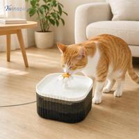 Tempat Minum Kucing Grosir Pabrik dengan Saluran Keluar Berbentuk Bunga, Filter Air Segar Sirkulasi, Desain Lepas Pasang untuk Hewan Peliharaan Dalam Ruangan