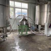 Centrifugeuse à disque de qualité alimentaire pour la clarification des boissons, la récupération de levure, la purification des liquides