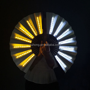Éventail à main pliable lumineux LED haute luminosité populaire, éventails de mariage, éventail à main lumineux en bois de bambou pour cadeau, soirée de mariage, bar, <span class=keywords><strong>club</strong></span> - Product Image 5