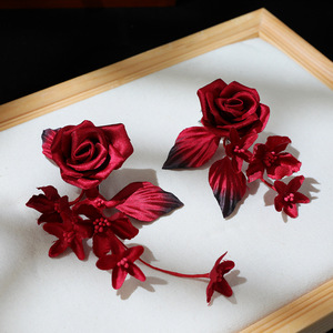 Nuevo estilo original, estilo chino antiguo, exquisita horquilla para el cabello con flor de rosa de tela hecha a mano para novias. - Product Image 2