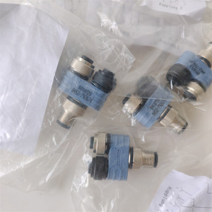 ขั้วต่อแบบ Y รุ่น Escha Fsm5-2fkm5.4/S55 8018720 สำหรับงาน RF - Product Image 3