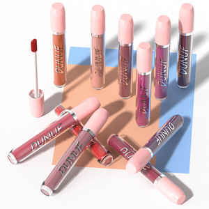 ลิปกลอสเนื้อแมทกำมะหยี่ ติดทนนาน เนียนนุ่มดุจแพรไหม ไม่หลุดง่าย ลิปสติกเนื้อลิควิด แต่งหน้าเซ็กซี่สำหรับผู้หญิง ลิปทินท์ - Product Image 5