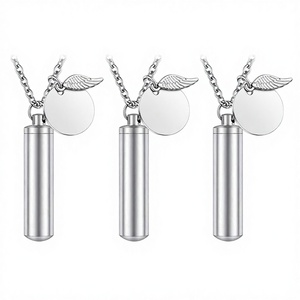 Collana catena lusso più venduta, medaglione cilindro disco ala d’angelo ricordo animale, collana nome personalizzato - Product Image 2