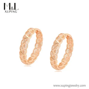 ML64714 XUPING ML Store artificial jewellery 18K gold color woman daily wear Spiral texture plain big Huggie earrings