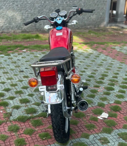 Suzuki GN125 <span class=keywords><strong>125cc</strong></span> Motorrad - Kraftstoffeffizient, zuverlässig und stilvoller Cruiser - Product Image 4