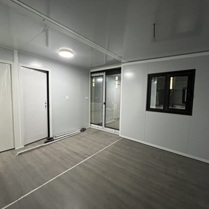 Maison conteneur en acier modulaire préfabriquée extensible avec design de mini-villa pour usage hôtelier et scolaire, garantie de 3 ans - Product Image 4