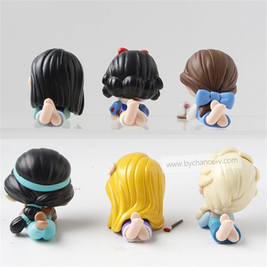 ของเล่นฟรีสำหรับเด็กผู้หญิง ตุ๊กตาเจ้าหญิงการ์ตูนยอดนิยม วัสดุ PVC สำหรับงานวันเกิด คริสต์มาส งานปาร์ตี้ ของขวัญใส่ถุงของขวัญ - Product Image 2