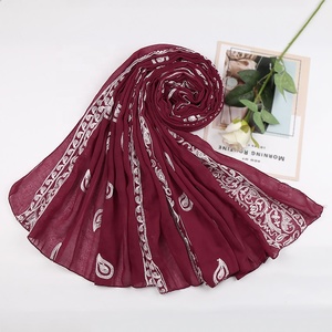 最新デザインヒジャーブ女性イスラム教徒ペイズリー花ショールとスカーフ刺繍デザインコットンヒジャーブスカーフ - Product Image 6