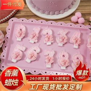 Velas de Cumpleaños con Lazo Rosa, Números y Formas Variadas de Cera para Celebraciones de Primer Cumpleaños, Fiestas y Aniversarios - Product Image 4