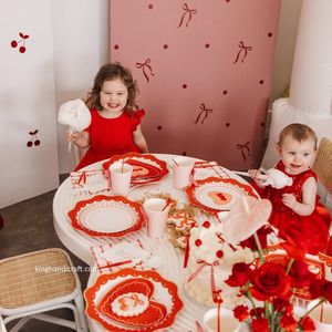 Chaises pour enfants en rotin faites à la main sur mesure pour fête d'anniversaire, sièges pour enfants en osier naturel style bohème pour événements et séances photo - Product Image 5