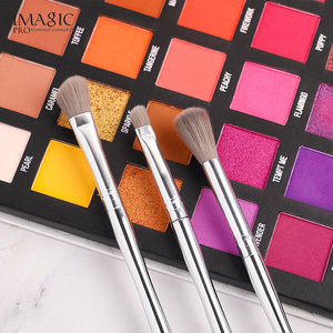 Chất Lượng Cao 13-Pcs Vegan Sang Trọng Make-up Bàn Chải Thiết Lập Phổ Biến Khuôn Mặt Mỹ Phẩm Fan Hâm Mộ Bàn Chải Với Nhãn Hiệu Riêng Cho Kem Che Khuyết Điểm Sử Dụng - Product Image 2