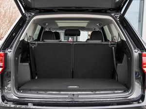 VW Teramont 2018 de Segunda Mano, Tracción en Dos Ruedas, Edición de Lujo 330TSI, Automático, Turbo, R19, Asientos de Cuero, Panorámico, Alta Calidad - Product Image 6