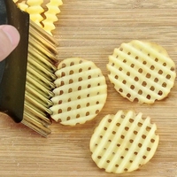 Ui Geplooide Frietjes Salade Gegolfd Snijden Aardappelsnijder Deeg Groente Fruit Rimpel Golvend Snijmes Aardappelsnijder