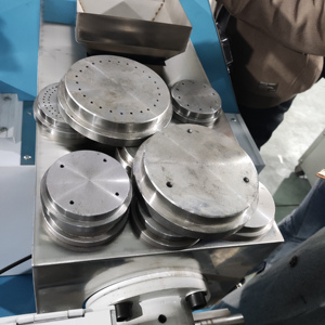 Máquina de Alimento para Peces Gato, Máquina de Alimento para <span class=keywords><strong>Perros</strong></span>, Fabricante de Pellets de Alimento, Equipo Expansor Fabricado <span class=keywords><strong>en</strong></span> Ghana, Extrusora de Alimento Flotante para Peces - Product Image 6