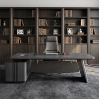 Bureau de direction classique en noyer foncé, design majestueux, artisanat intemporel