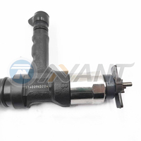 Injektor Bahan Bakar Berkualitas Tinggi Terbaru 095000-6140 Injektor Bahan Bakar Diesel untuk Peralatan Pengujian Nozzle DLLA138P920