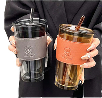 Vaso de Vidrio Ahumado de 350ml/450ml con Dos Diseños |   Vaso de cristal con letras 3D rosas y diseño de ciervo en relieve, con funda de cuero, tapa y pajita