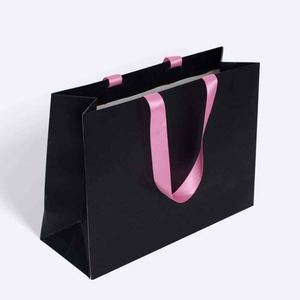 Bolsas de Compra de Papel Kraft Modernas y Ecológicas de Lujo con Logotipo Personalizado, Impresión por Transferencia de Calor para Ropa/Calzado, Embalaje de Regalos - Product Image 4