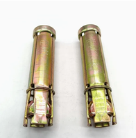 3 chevilles de fixation robustes avec boulon à crochet O/C