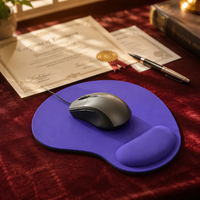 Tapis de souris ergonomique personnalisé en nylon blanc vierge pour sublimation, avec repose-poignet, idéal pour cadeaux d'entreprise – Vente en gros