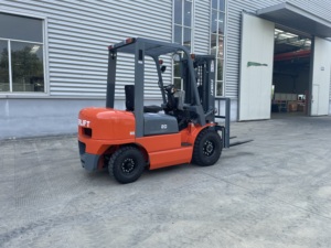 EverLIFT Xe Nâng Diesel 5 Tấn Có Lò Sưởi Và Cabin Xe Nâng Động Cơ Nissan K25 Nhật Bản Để Bán - Product Image 5