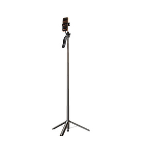 Trípode Selfie Stick Automático UGREEN LP1017 de 1.65M con Control Remoto Bluetooth, Soporte para Teléfono para Vlogs y Conciertos - Product Image 1