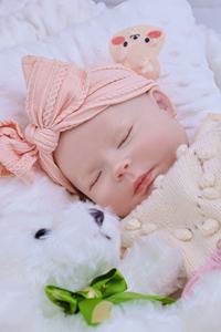 Boneca Bebê Reborn de <span class=keywords><strong>Silicone</strong></span> Sólido Corpo Inteiro Realista de 18 Polegadas, Feita à Mão, com Cabelo Enraizado, Boneca Recém-Nascida Adormecida - Product Image 5