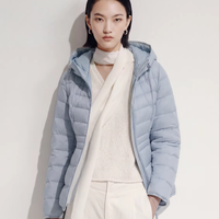 Blouson bomber matelassé tricoté pour femme, coupe ajustée, avec capuche à cordon de serrage, fermeture éclair, léger et chaud pour l'hiver