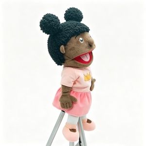 Marioneta de personaje femenina personalizada, marioneta de mano de peluche, marioneta infantil variada, marioneta de mano de niña negra, marioneta de mano de niña negra, pelo esponjoso - Product Image 4