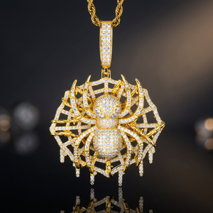 Pendentif créatif 3D en forme de toile d'araignée pour homme, plaqué or, en argent 925, serti de diamants et de moissanite, idéal pour les soirées - Product Image 2