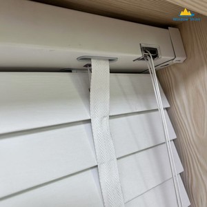 Stores modernes à lamelles unies sans cordon en <span class=keywords><strong>bois</strong></span> imitation <span class=keywords><strong>bois</strong></span>, stores horizontaux occultants pour fenêtres, contrôle de la lumière, durables, personnalisables pour fenêtres en oriel - Product Image 5