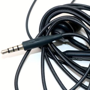 Écouteurs de haute qualité 1,2 m intra-auriculaires filaires avec micro 3,5 mm pour Samsung S8 S9 S10 - Product Image 2