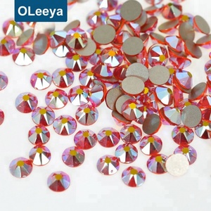 Cristales de Strass sin Fijación en Caliente, al por Mayor, 8 Grandes y 8 Pequeños, Corte Facetado, SS20, Color Lt.Siam AB, Cristal Austriaco, Fábrica de Pedrería sin Fijación en Caliente - Product Image 5