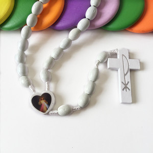 Collar <span class=keywords><strong>de</strong></span> madera con cuentas ovaladas, <span class=keywords><strong>Rosario</strong></span> religioso con <span class=keywords><strong>la</strong></span> Virgen María y buceador, icono <span class=keywords><strong>de</strong></span> <span class=keywords><strong>la</strong></span> justicia, barato, venta al por mayor - Product Image 6