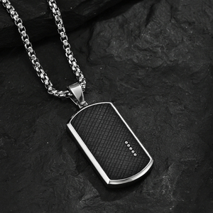 Collier pendentif en acier inoxydable avec chaîne en boîte de 45 cm, forme carrée, cinq diamants sertis, motifs irréguliers en <span class=keywords><strong>plaid</strong></span> - Product Image 3
