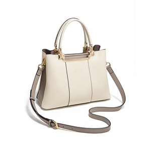 Sacs à main et sacs bandoulière pour femmes en cuir de vachette véritable de luxe de haute qualité avec logo personnalisé - Product Image 2