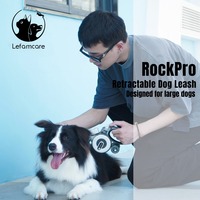 Laisse rétractable multifonctionnelle 5-en-1 robuste pour chien avec lumière LED, SOS et sifflet électronique, et sac à déjections pour grands chiens