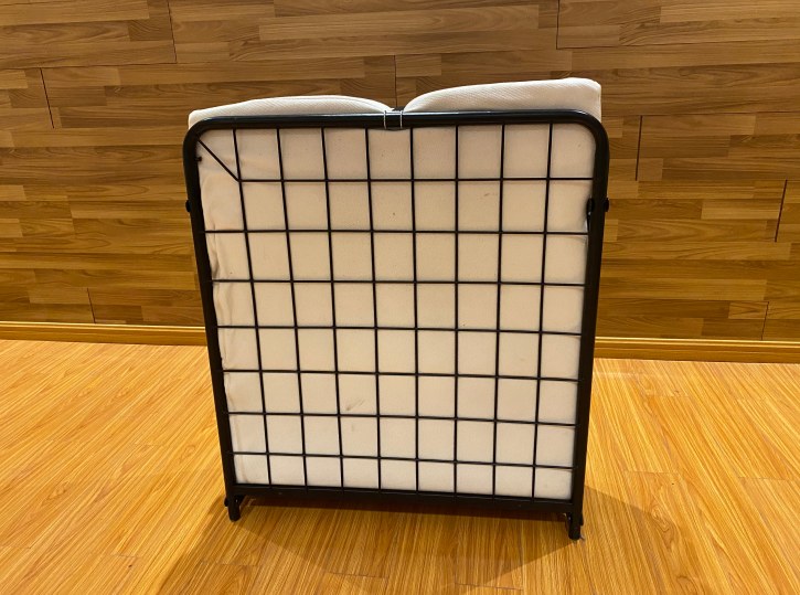 Wholesale Factory Price Hotel Indoor Modern Metal Frames Foldable Guest Bed
