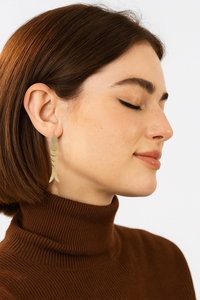 Orecchini YXQ E367 in acciaio inossidabile spazzolato dorato con linee pulite e design minimalista - Product Image 2