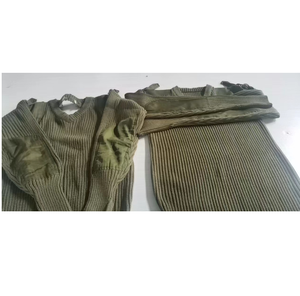 DFV1106 Pull-over tactique d'entraînement pour hommes vert olive, col en V, avec écussons – Maillot de sport vert - Product Image 6