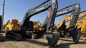 รถขุดมือสอง Volvo EC250DL สีเหลือง เครื่องจักรกลหนักสำหรับงานก่อสร้าง - Product Image 5