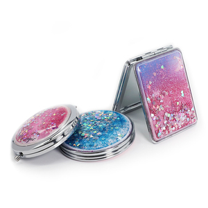 กระจกทรายเหลวในกระเป๋าลายหัวใจสองด้านพับได้สะท้อนแสงแบบพกพาสามารถออกแบบโลโก้ได้ตามต้องการ - Product Image 6