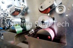 Competitivo Super <span class=keywords><strong>Speec</strong></span> con logotipo de impresión único paja de beber 3 lados sellado de la máquina - Product Image 5