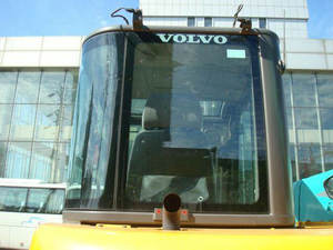 Pelleteuse hydraulique sur chenilles d'occasion VOLVO EC60C Mini 6 tonnes pelleteuse d'occasion EC55B EC360 EC240 EC365 EC460 dans la cour de Shanghai - Product Image 3