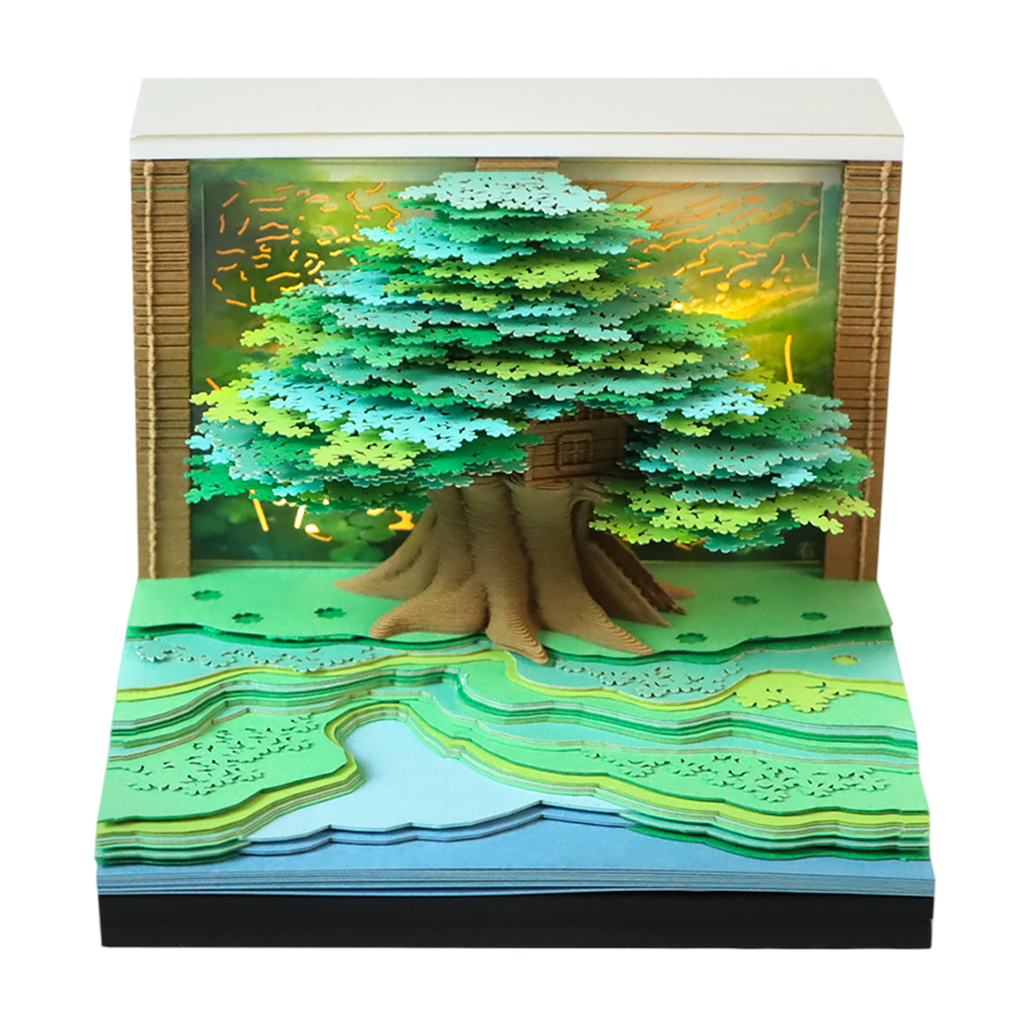 Árbol verde de cuatro hojas