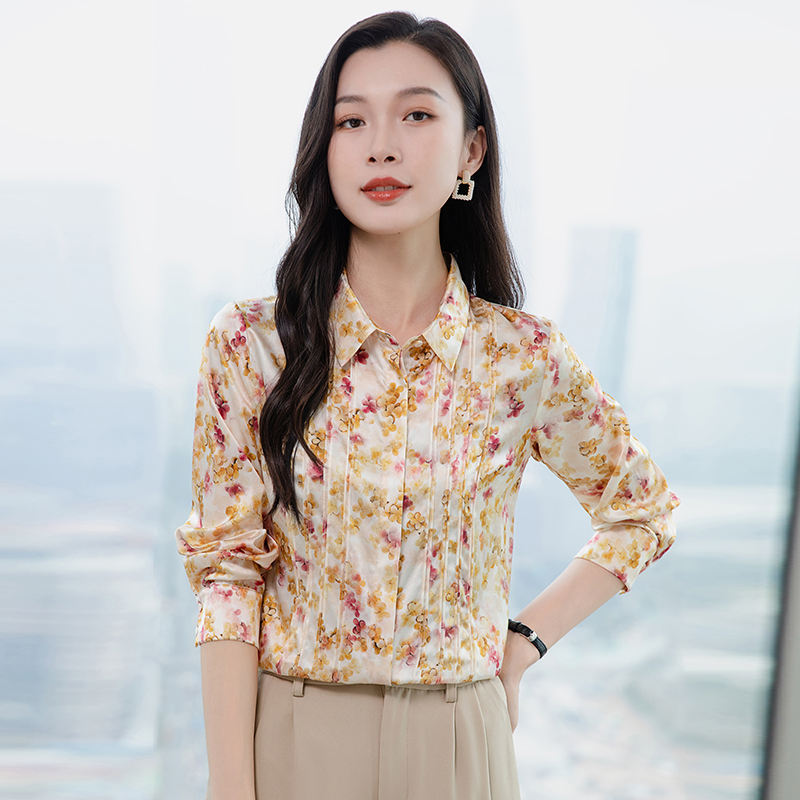 สีเหลือง