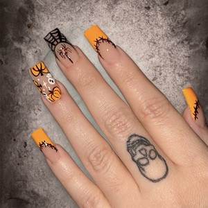 Venta caliente moda <span class=keywords><strong>Halloween</strong></span> diseño 24 piezas ataúd largo <span class=keywords><strong>Uñas</strong></span> acrílicas falsas logotipo personalizado prensa francesa en <span class=keywords><strong>uñas</strong></span> al por mayor - Product Image 3