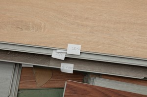Hengxin Intégration sans couture Faible éblouissement Fini mat Pierre Polymère Composite Vinyle Plancher PVC Moderne <span class=keywords><strong>Intérieur</strong></span> <span class=keywords><strong>Parquet</strong></span> 5mm - Product Image 2