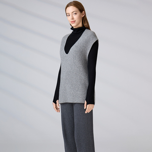 OEM ODM Custom Logo Loose Fit <b>Pullover</b> Fall Winter Layering Women Wool Blend Sleeveless <b>Sweater</b> V Neck Ribbed Knit Vest - Product Image 4